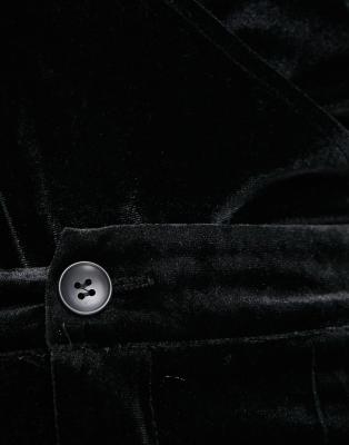 Thumbnail 4 of 4