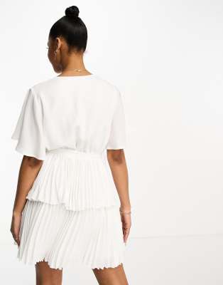 White pleated dress clearance zara