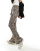 Thumbnail 1 van 5