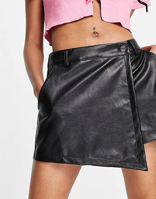 In The Style faux leather skort in black | ASOS