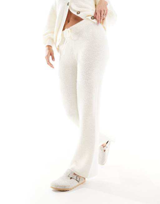 White on sale fuzzy pants