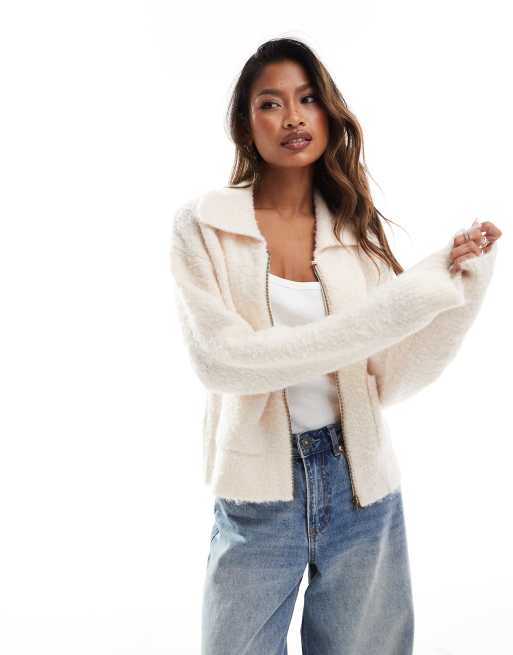 In The Style - Gebreid vest met ritssluiting en zakdetail in crème