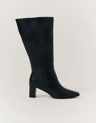 In The Style Heeled high leg boot standard leg fit in black