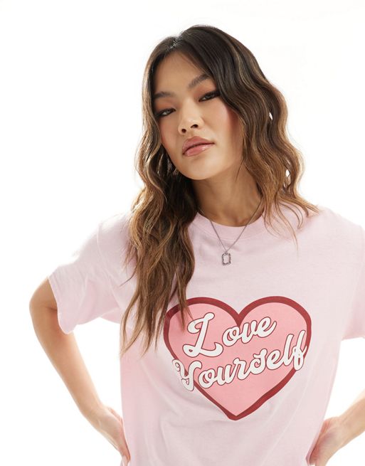regular-fit love rats shirt Camperdown - Lyserød T-shirt Camperdown med hjerteprint med 'Love Yourself'-tekst