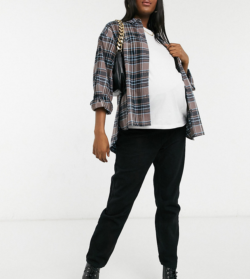 In The Style Maternity x Dani Dyer – Jeans in Schwarz mit geradem Beinschnitt und Überbauchbund