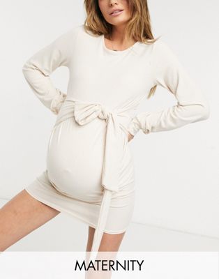Femme In The Style Maternity x Dani Dyer - Robe sweat avec ceinture - Taupe