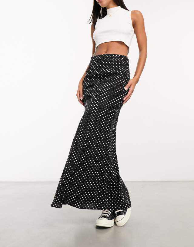 In The Style - maxi skirt in black spot print