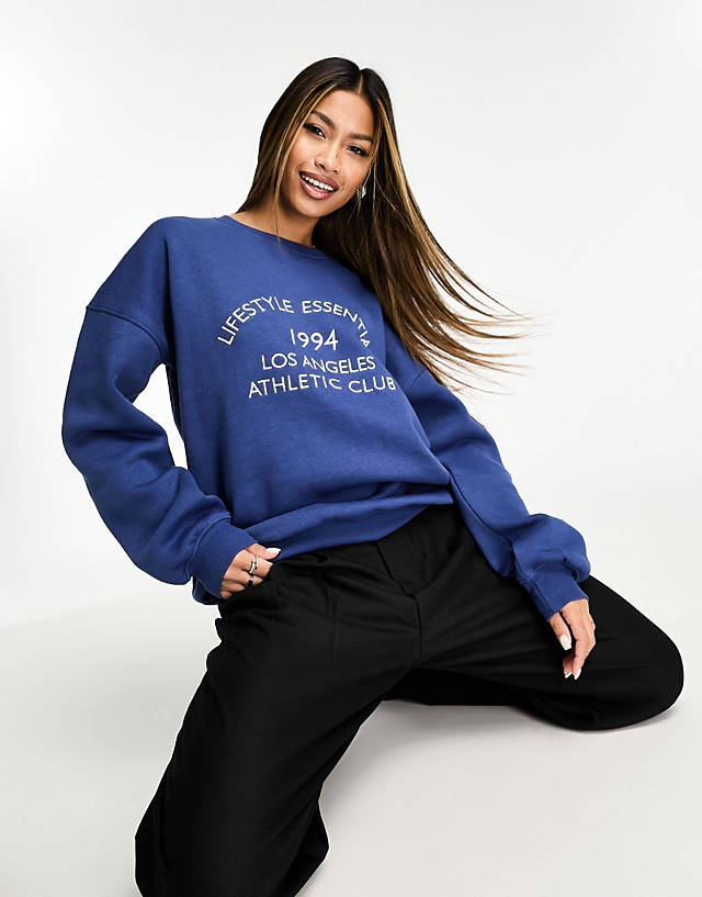 In The Style - oversized embroidered lifestyle sweatshirt in navy