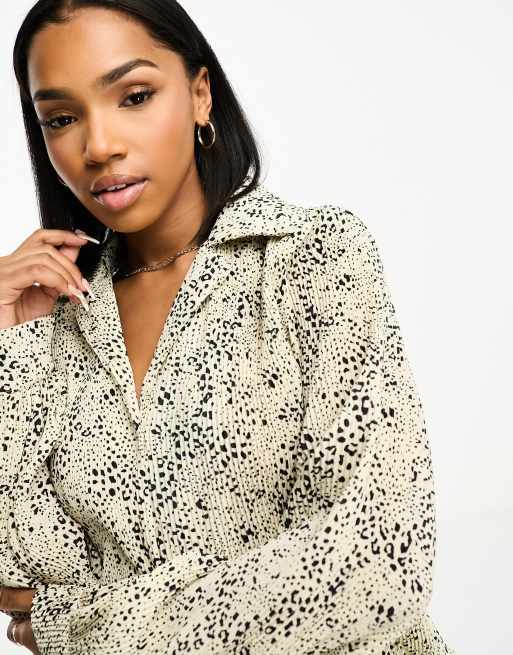 In The Style plisse shirt co ord in snake print