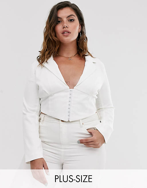In The Style Plus cropped blazer jacket with hook and eye detail in white