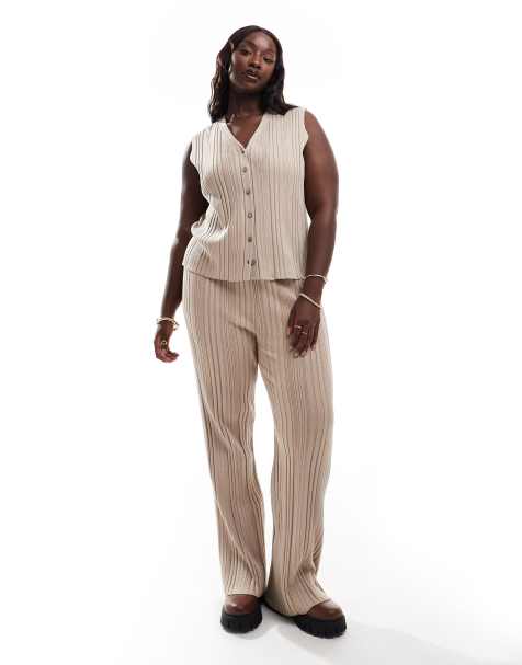 In The Style Plus - Ensemble pantalon et veston en maille - Marron clair - view 1