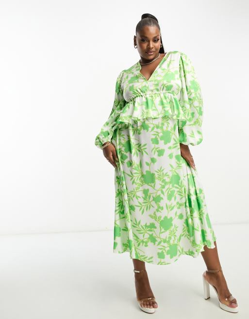 In The Style Plus – Exclusive – Grön, blommig midiklänning med v-ringning och volangmidja