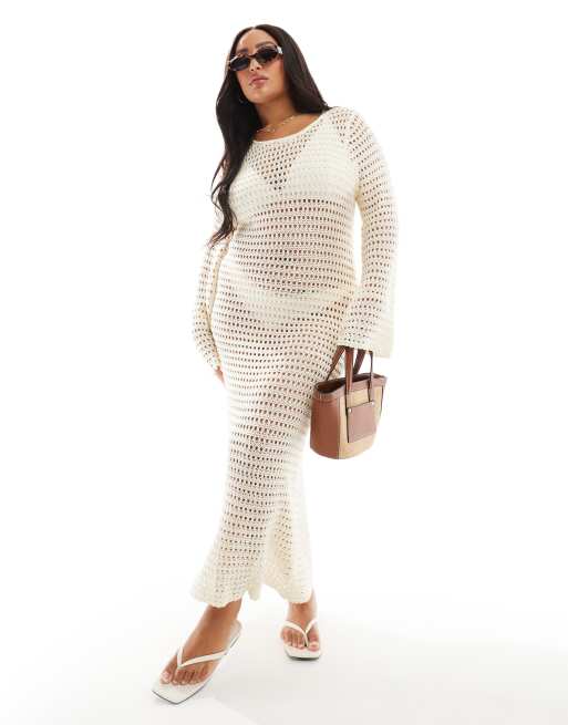 In The Style Plus – Exklusives Maxi-Strandkleid aus Häkelware in Creme mit Trompetenärmeln