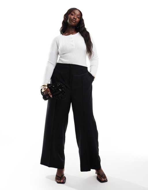 In The Style Plus – Gräddvit, ribbad body med knäppning och rund halsringning, 3 av 4