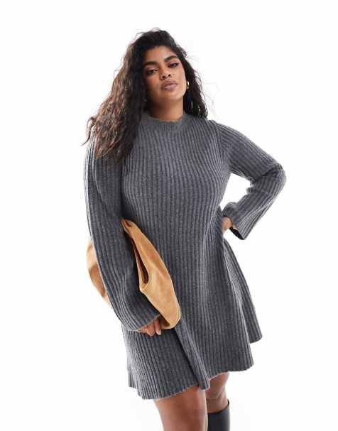 In The Style Plus – Schwingendes, kurzes Strickkleid in Anthrazit mit Glockenärmeln und kontrastierender Schleife auf der Rückseite - view 1