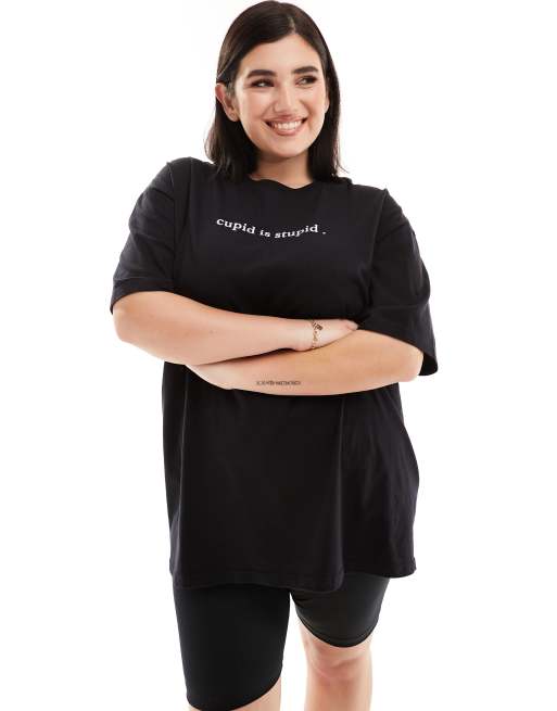 In The Style Plus - T-shirt à inscription « Cupid is Stupid » - Noir