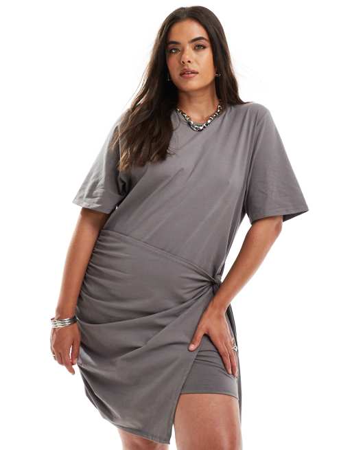 In The Style Plus - Vestito t-shirt corto avvolgente color antracite allacciato sul lato