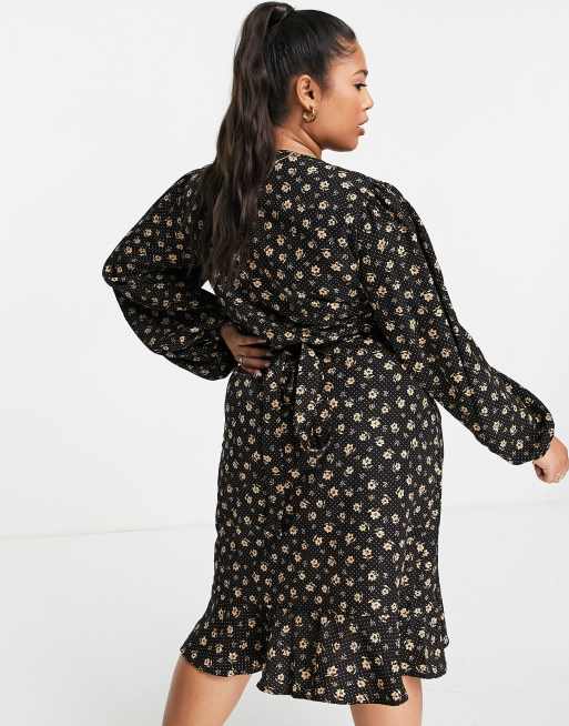 In The Style Plus x Carys Whittaker wrap front midi dress in floral print, 2 of 4