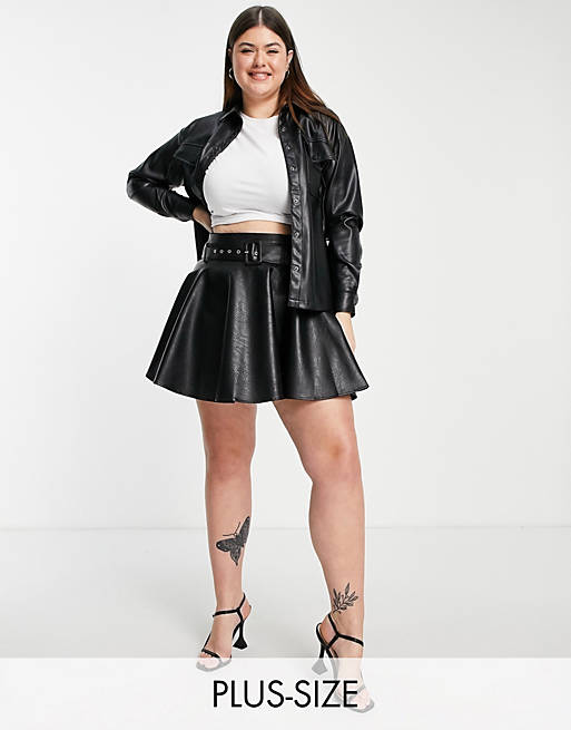 In The Style Plus x Dani Dyer leather look flippy mini skirt in black