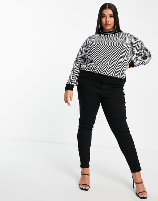 In The Style Plus x Jac Jossa – Svart och vit stickad tröja i slouchy design, 4 av 4