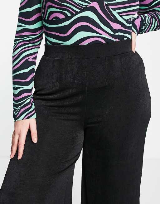 In The Style Plus x Liberty – Svarta, silkiga byxor med vida ben, del av set, 3 av 4