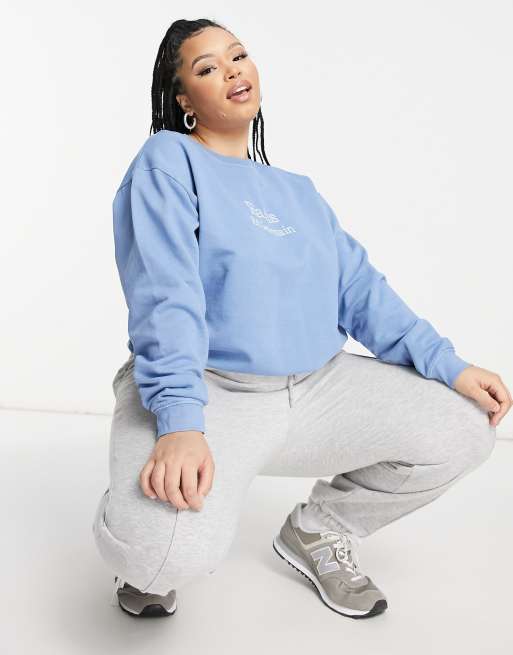 In The Style Plus x Lorna Luxe Exclusive Paris oversized sweat top in dusty blue, 4 of 4