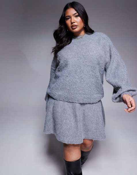 In The Style Plus x Natalya Wright – Exklusiver, flauschiger Pullover in Anthrazit mit Ballonärmeln, Kombiteil - view 1