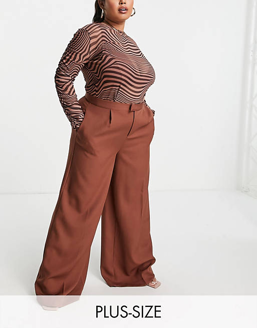 In The Style Plus x Perrie Sian wide leg trouser co ord in chocolate
