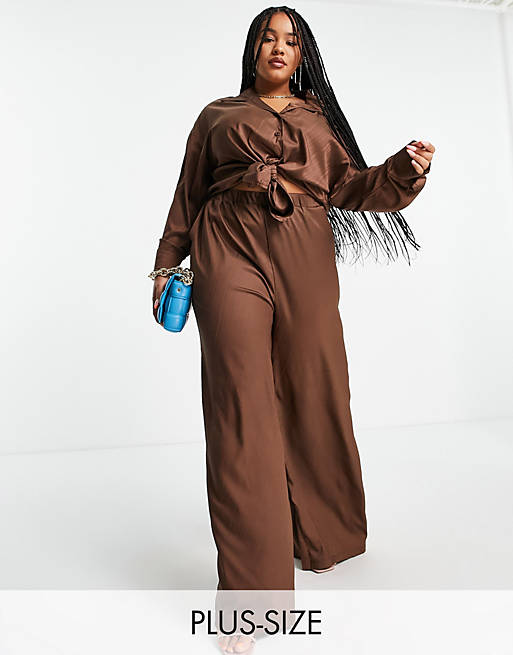 In The Style Plus wide leg trouser co ord in brown