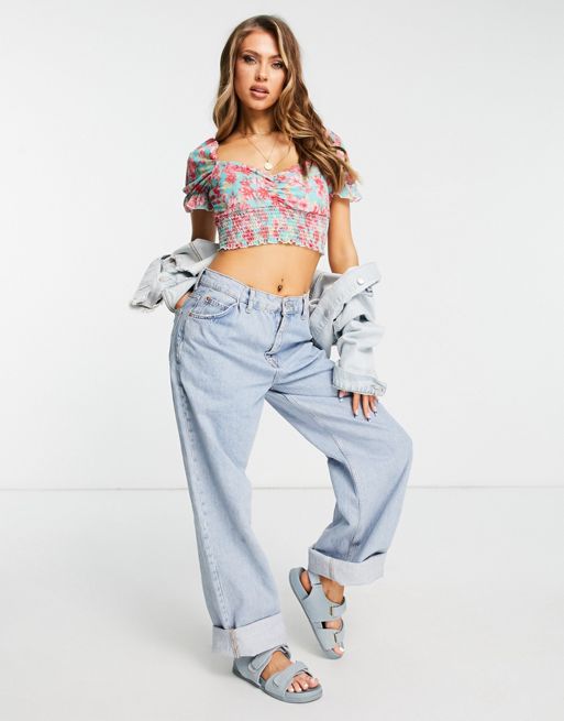 Floral Crop Top  Crop top with jeans, Crop top outfits, Jeans and crop top  outfit