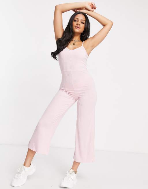 In The Style - Ribstrikket, lyserødt culotte-jumpsuit