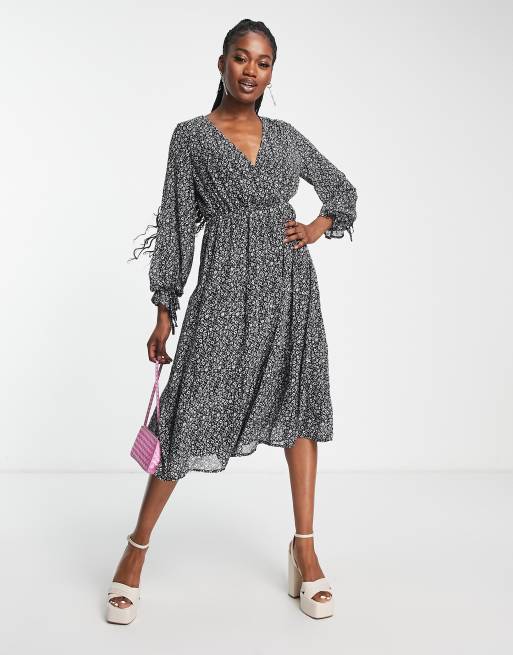 Robe discount noir fleuri