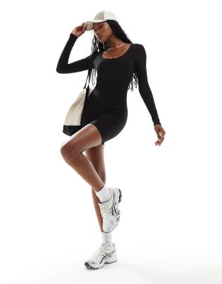 In The Style scoop neck long sleeve unitard playsuit in black