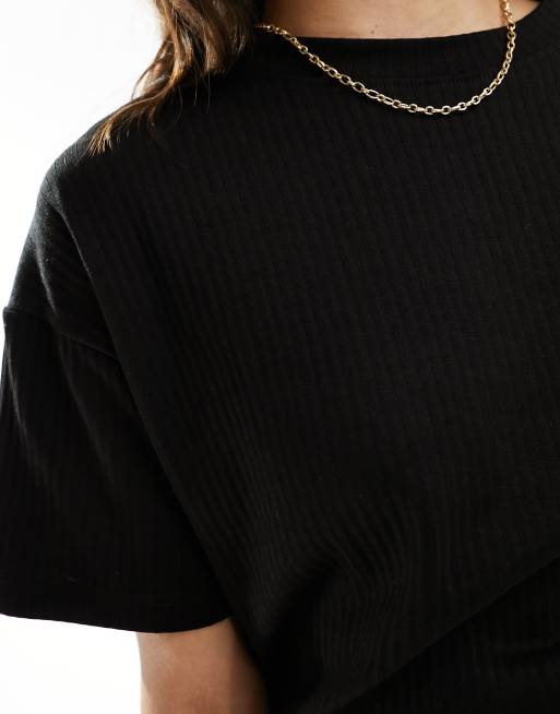 In The Style – Set aus T-Shirt und Schlaghose in Schwarz, 4 von 4