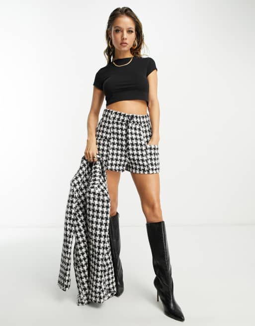 In The Style shorts in houndstooth print (part of a set)