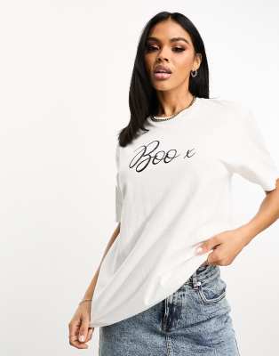 In The Style - T-Shirt in Weiß mit glitzerndem Boo-Print