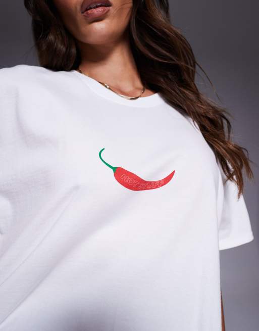 In The Style - T-shirt oversize bianca con stampa di peperoncino, 2 di 4