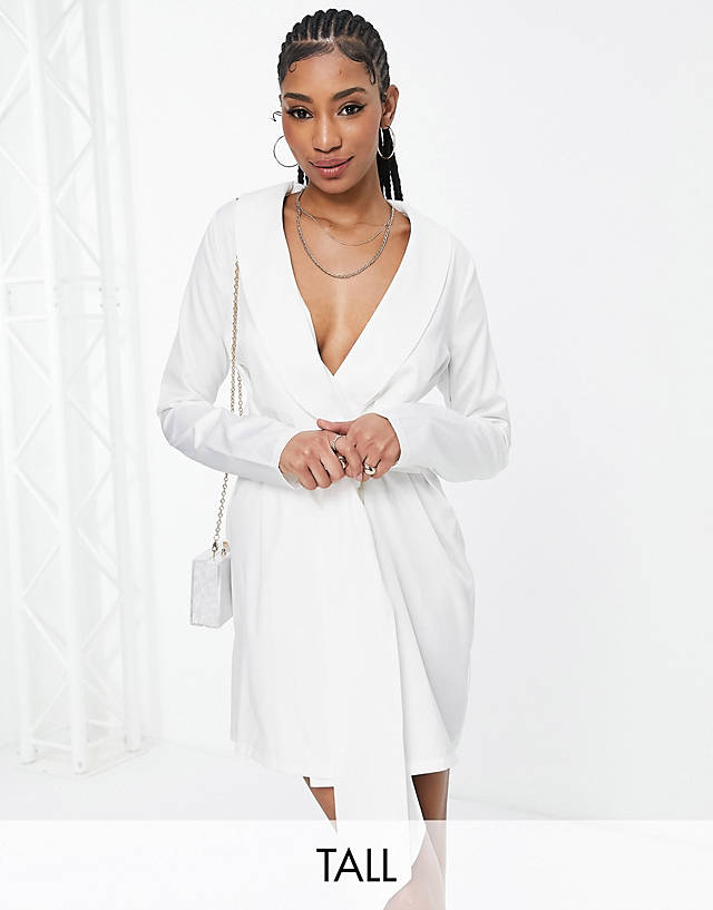 In The Style Tall - exclusive tie front blazer dress in white