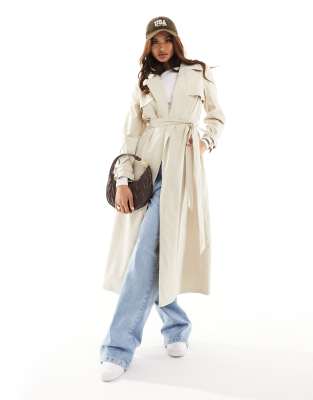 In The Style – Trenchcoat in Steinbeige mit Bindegürtel - view 1
