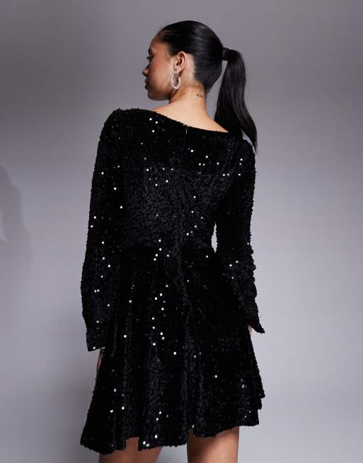 In The Style - Vestito corto nero in velluto con paillettes e scollo a cuore, 4 di 4