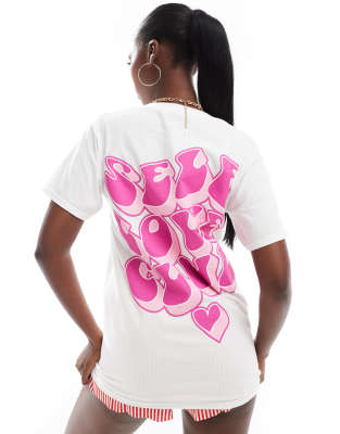 In The Style - Weißes T-Shirt mit „Self Love Club"-Slogan-Rosa