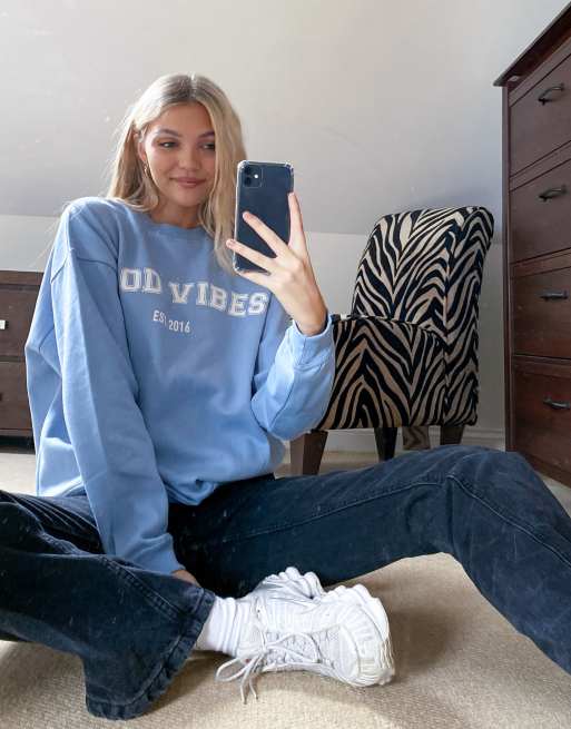 Blue slogan online sweatshirt