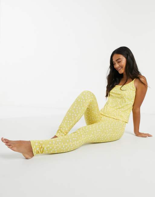 In The Style x Jac Jossa - Set da notte con canottiera e pantaloni a pois sfumati giallo multi, 4 di 4