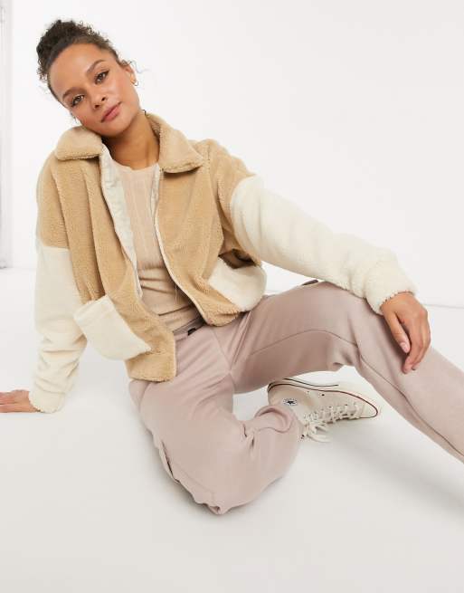 In The Style x Jac Jossa – Stenfärgad jacka i teddy-material