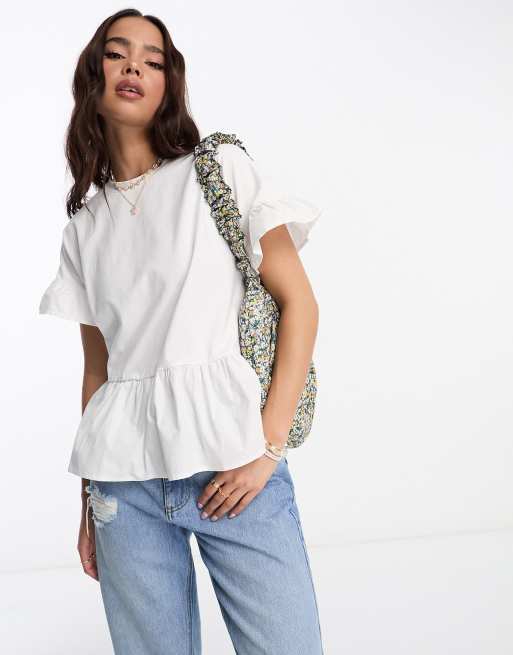 In The Style x Jac Jossa - T-shirt in popeline bianco con volant