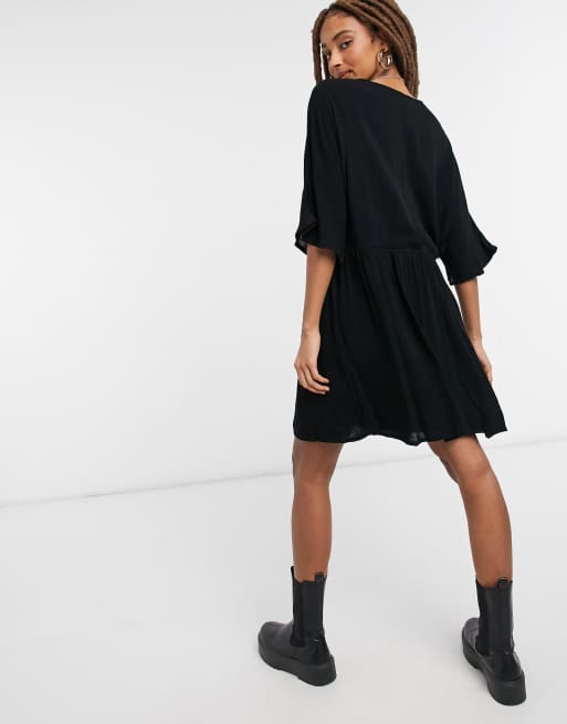 In The Style x Jac Jossa v neck trapeze mini dress in black, 2 of 4