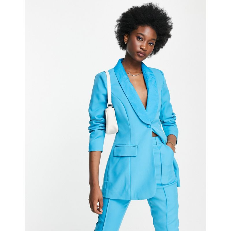 In The Style x Lorna Luxe - Blazer attillato blu in coordinato