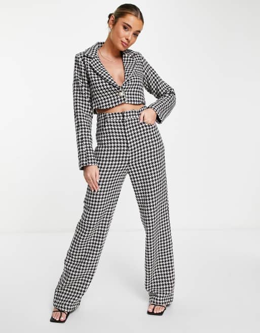 In The Style x Lorna Luxe  houndstooth tailored wide leg trousers in multi, 4 of 4