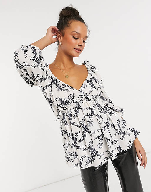 In The Style x Lorna Luxe top with exaggerated sleeve in mono floral print