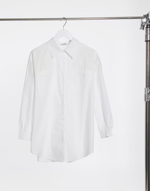 In The Style x Megan McKenna – Vit skjorta i lång modell